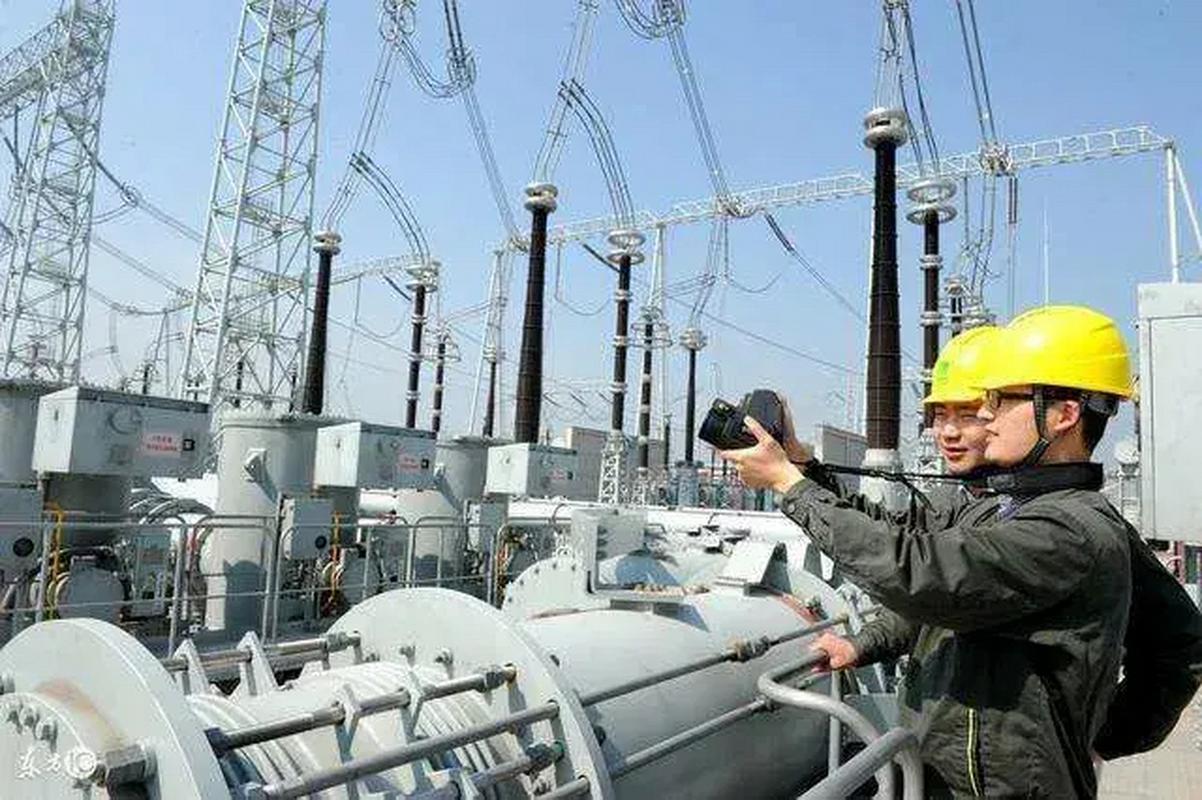 四大企業(yè)招聘要求一覽:  國家電網(wǎng):科研崗要求碩士以上學(xué)歷 茅臺:本地