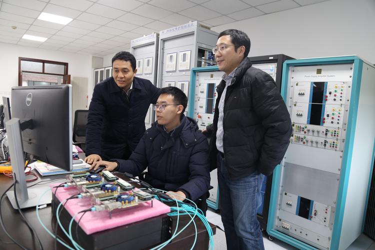 新春走基層&middot;走進(jìn)科研一線丨擴(kuò)大能源話語權(quán),那些和自己賽跑的人